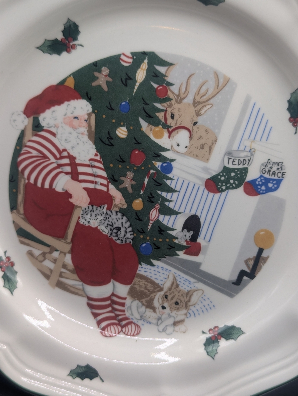 Mikasa Santa with Reindeer "Country Side Christmas" Plate F9010 - Picture 4 of 10